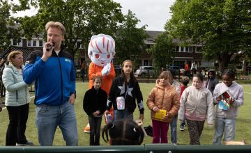 Nieuw Vogelplein in Korte Akkeren feestelijk geopend