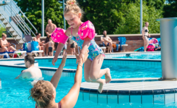Buitenbad in de meivakantie extra open voor recreatief zwemmen